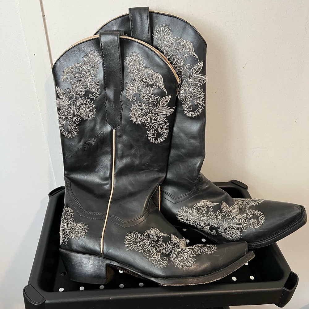 Republic of Texas Boot co. Black cowboy boots